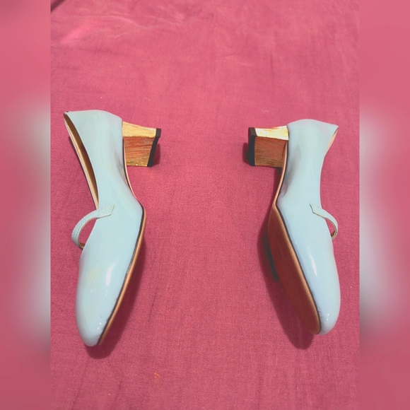 Gucci Kitten Heel Mary Janes - Picture 3 of 8